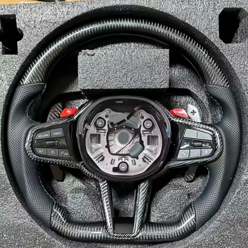 Interior Design Application - Volante de Carro em Fibra de